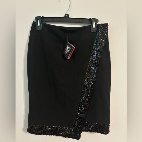 New York & Company Dresses & Skirts - Black Sequin knee length skirt